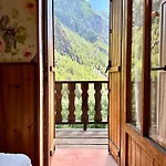 Cozy Three-room With Mountain View & Parking - Ussin - Valtournenche Apartamento Chamois
