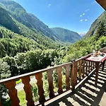 Appartamento Cozy Three-room With Mountain View & Parking - Ussin - Valtournenche *
