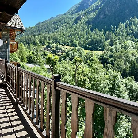 Cozy Three-room With Mountain View & Parking - Ussin - Valtournenche Apartamento Chamois