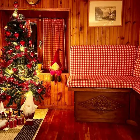 Cozy Three-room With Mountain View & Parking - Ussin - Valtournenche Apartmán *